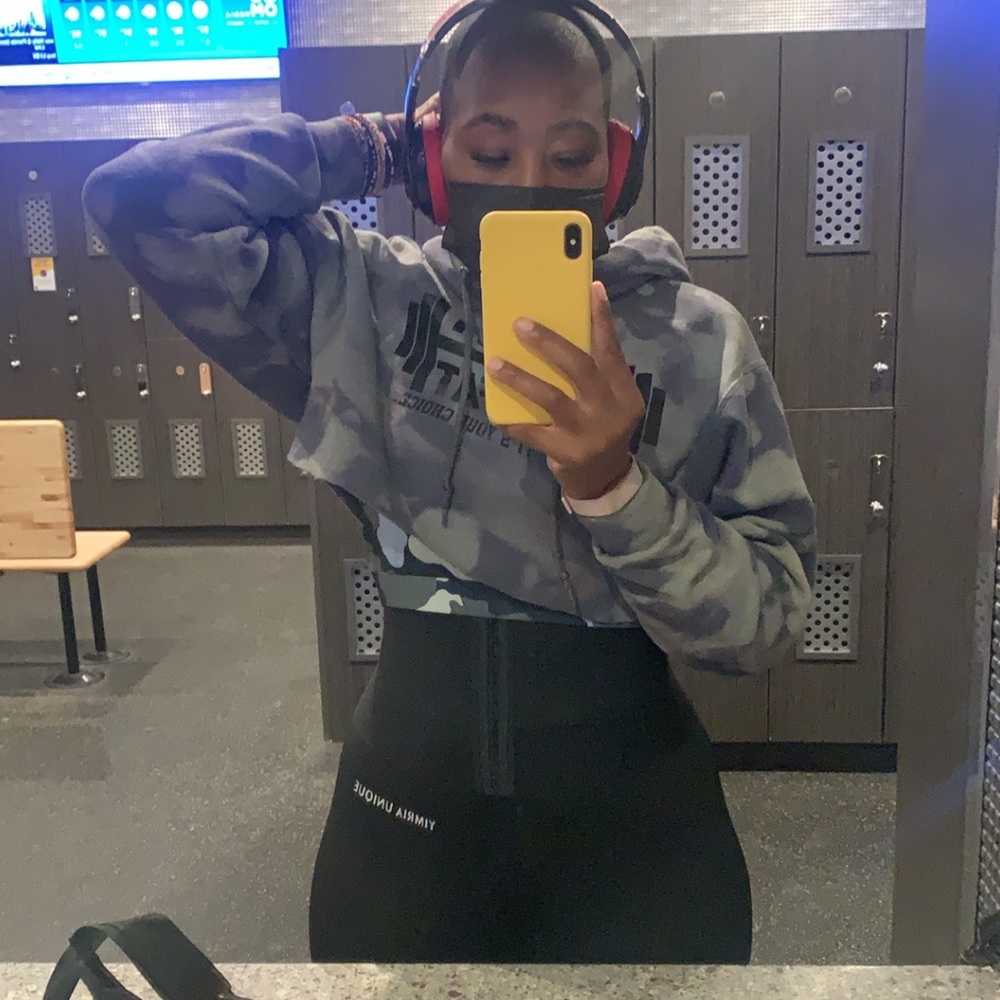 Meet your Posher, Rizzie gets